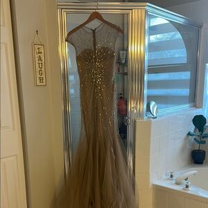 Elegant Gold Maxi Dress